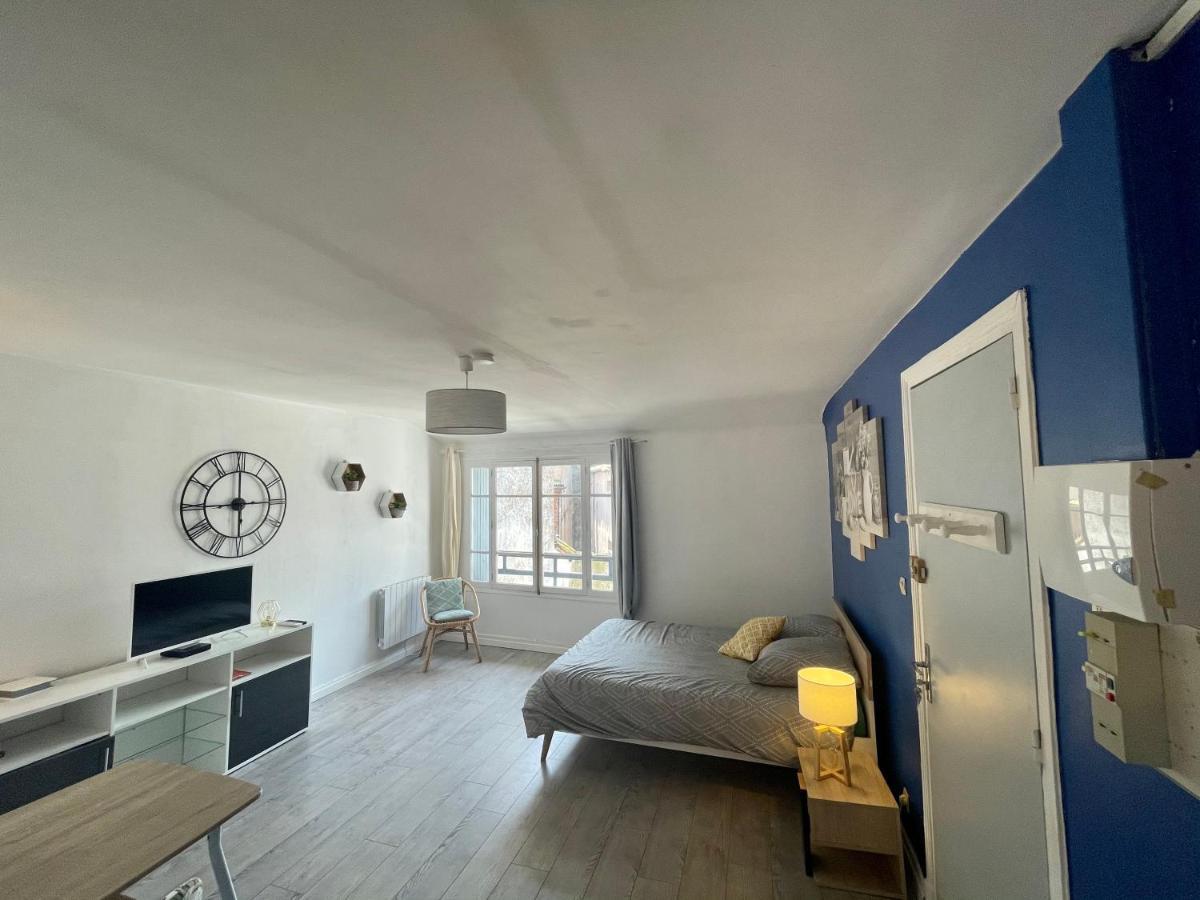 Appartement Entier Moissac Centre 30 M2 Calme Avec Cour Interieure Pour Velos A 50M Du Marche De Moissac Zewnętrze zdjęcie
